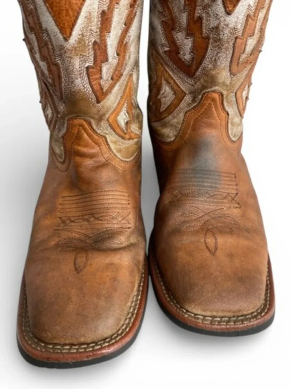Laredo breakout distressed